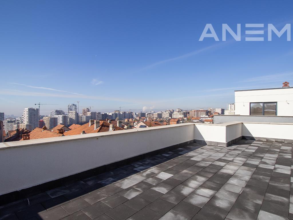 Shtëpi në shitje 352m² në Zllatarë