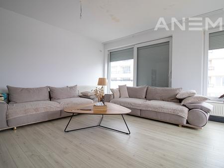 Penthouse në shitje 139m² dhe 113m² tarracë në Mati 1