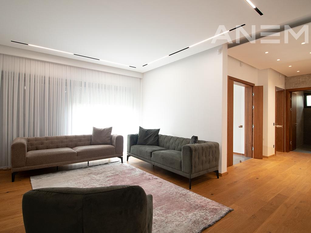 4-bedroom rental house in the Swiss Village neighborhood