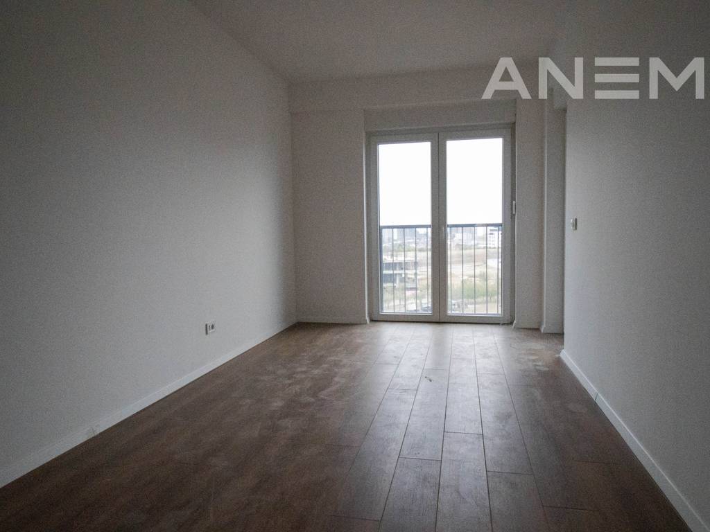 Zyre me qira me 3 hapësira pune te Prishtina e Re