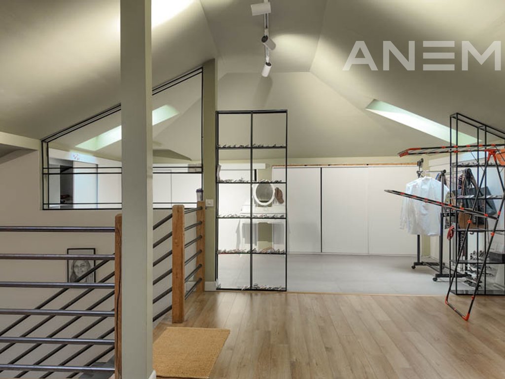Shtëpi në shitje 210m² + 65m² nënkulm në lagjen NIC