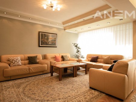 Banesë në shitje 114m² në lagjen Dardania
