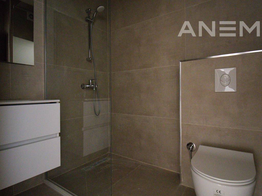Banesë në shitje 80m² në Veternik