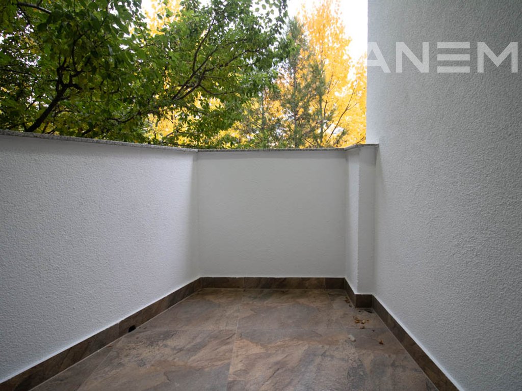 Zyre me qira 135m² në Ulpianë