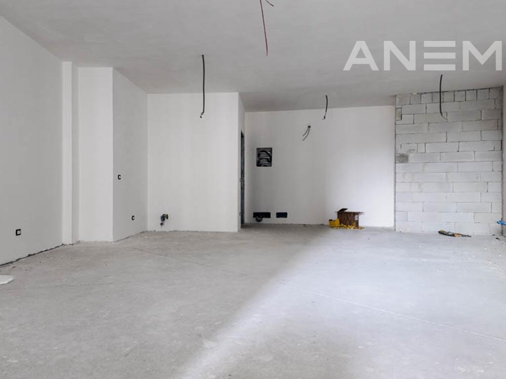 Banesë në shitje 156.8 m² në lagjen Lakrishtë