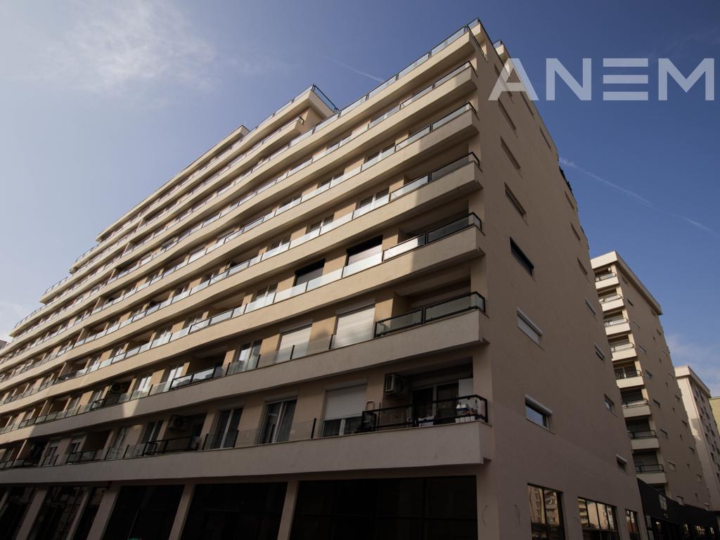 Penthouse në shitje 177m² + 259.50m² tarrace në Mat 1
