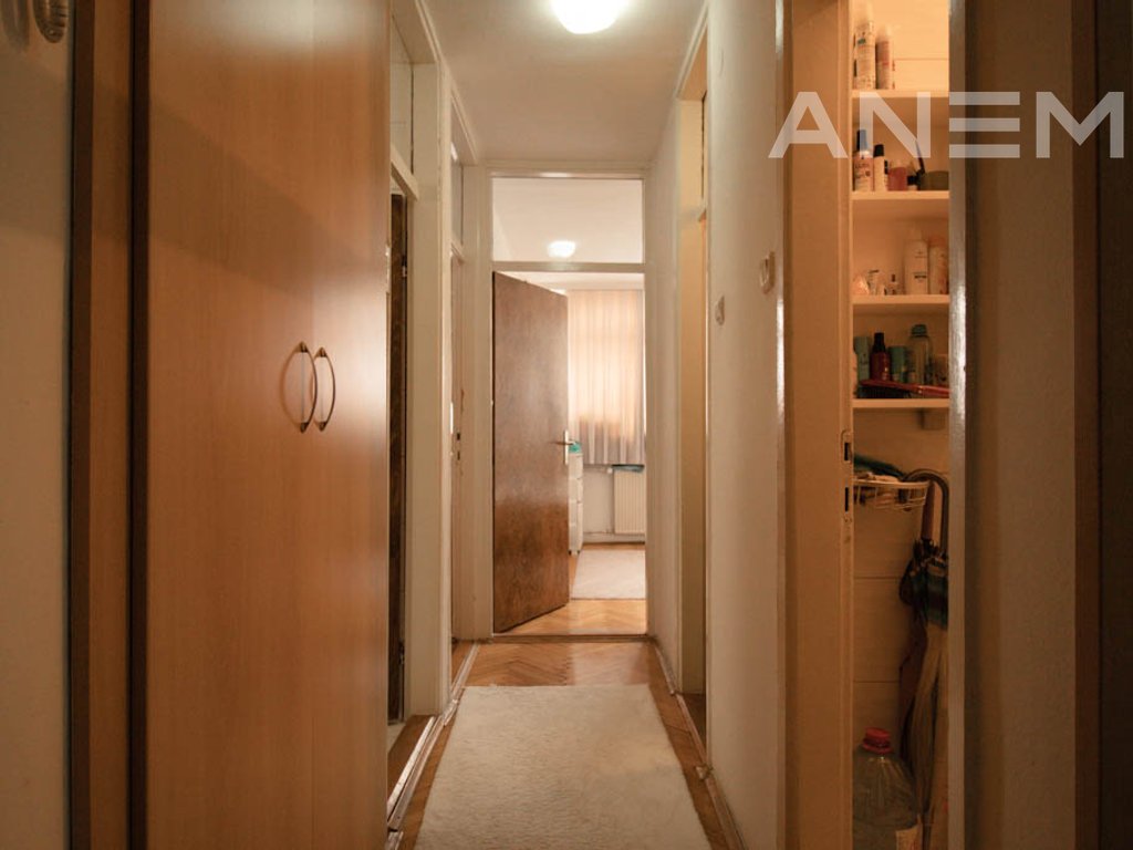 Banesë në shitje 98m² në lagjen Bregu i Diellit