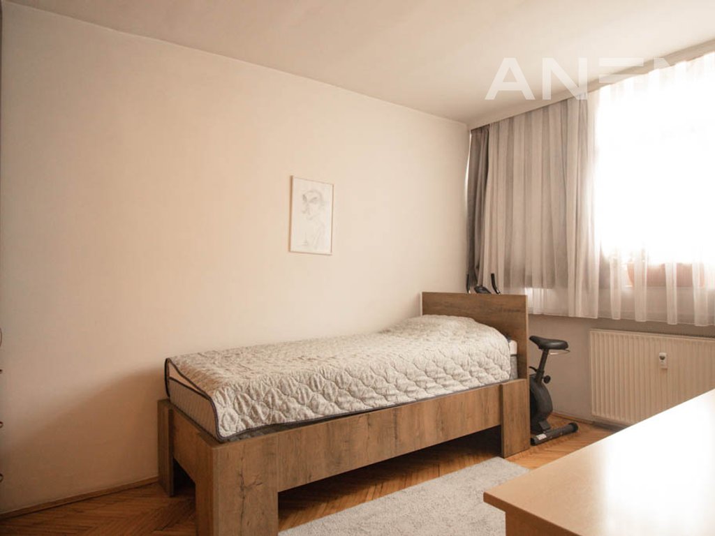 Banesë në shitje 98m² në lagjen Bregu i Diellit