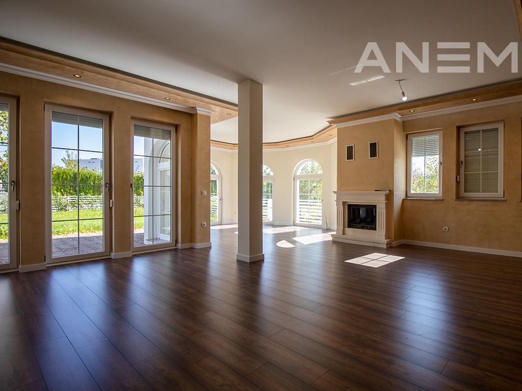 Shtëpi në shitje 404m² në Çagllavicë