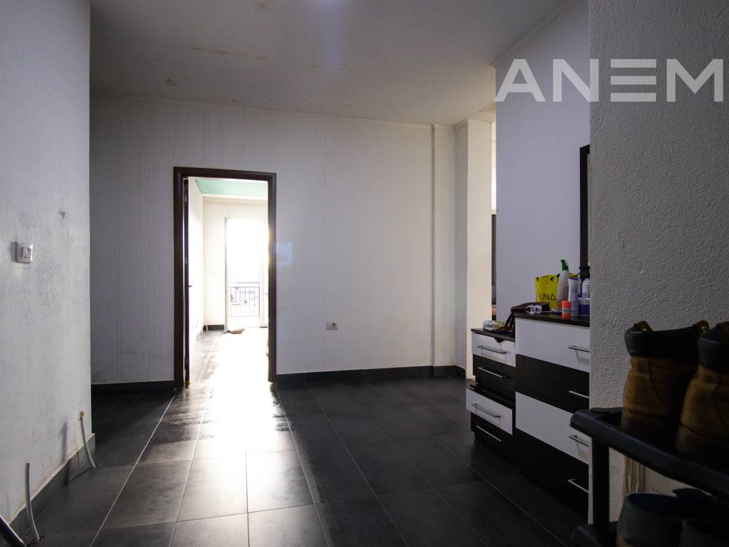 Banesë në shitje 88m² në Lakrishtë