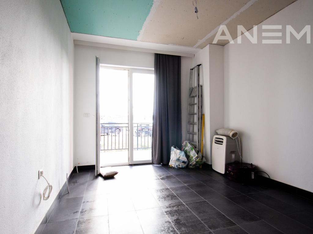 Banesë në shitje 88m² në Lakrishtë