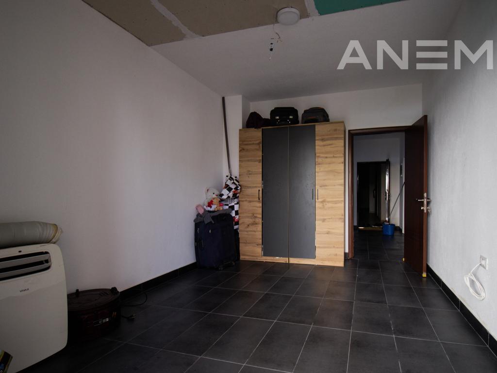 Banesë në shitje 88m² në Lakrishtë
