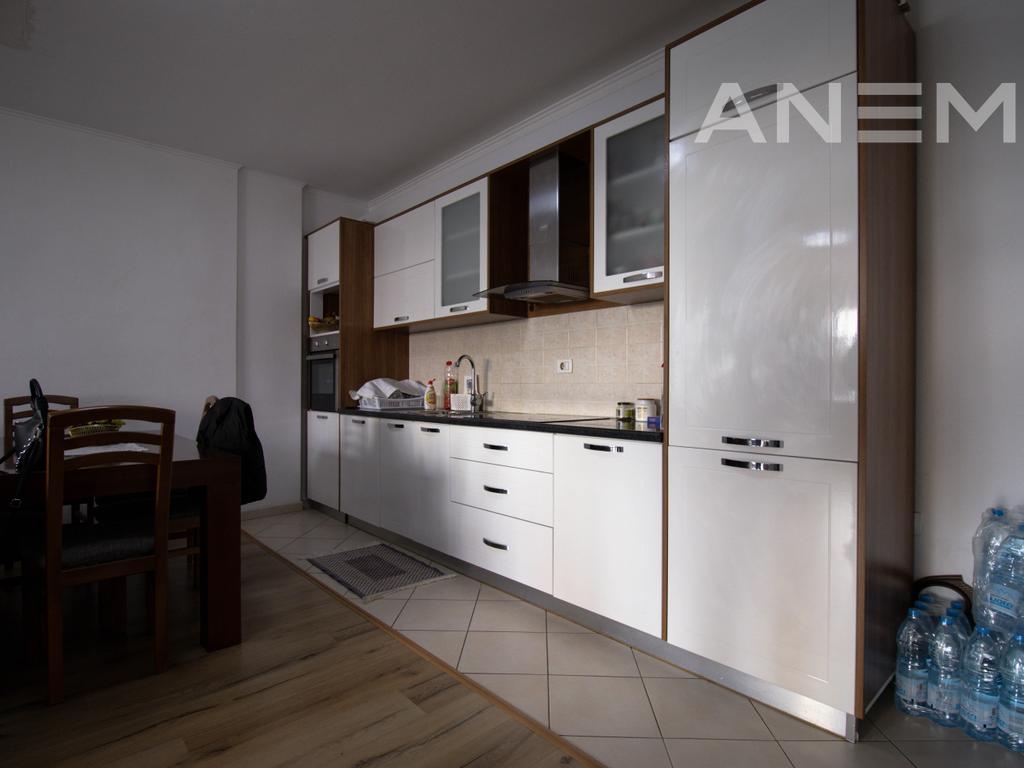 Banesë në shitje 88m² në Lakrishtë