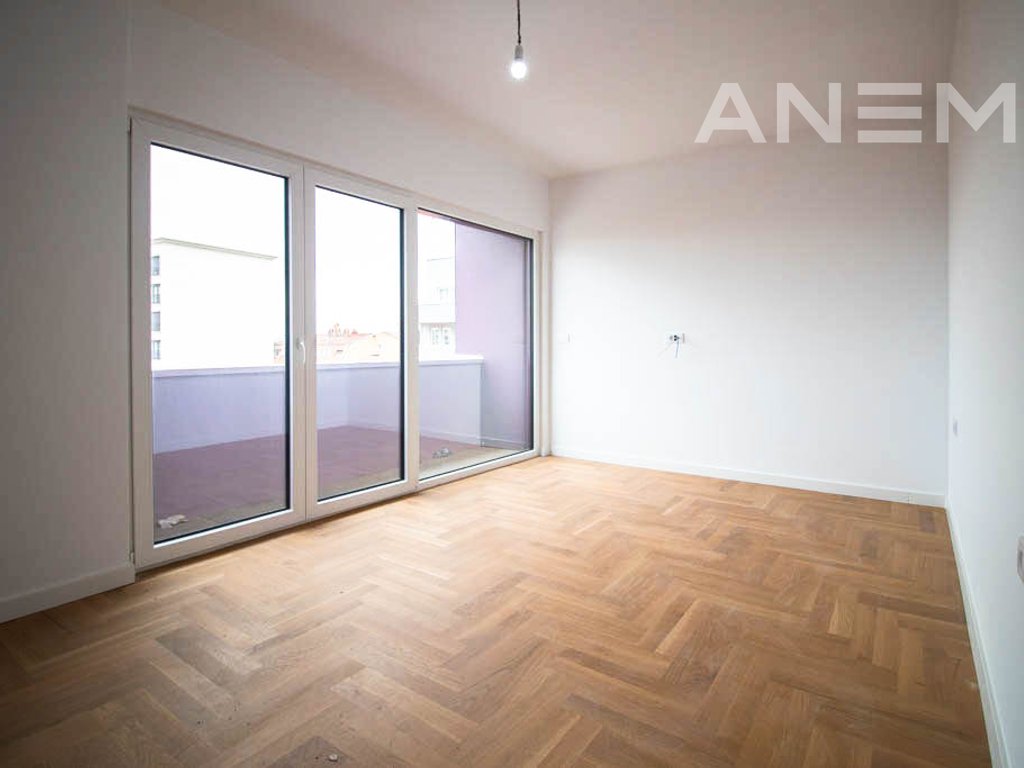 Banesë në shitje 140.5 m² te Mahalla e Muhaxherëve