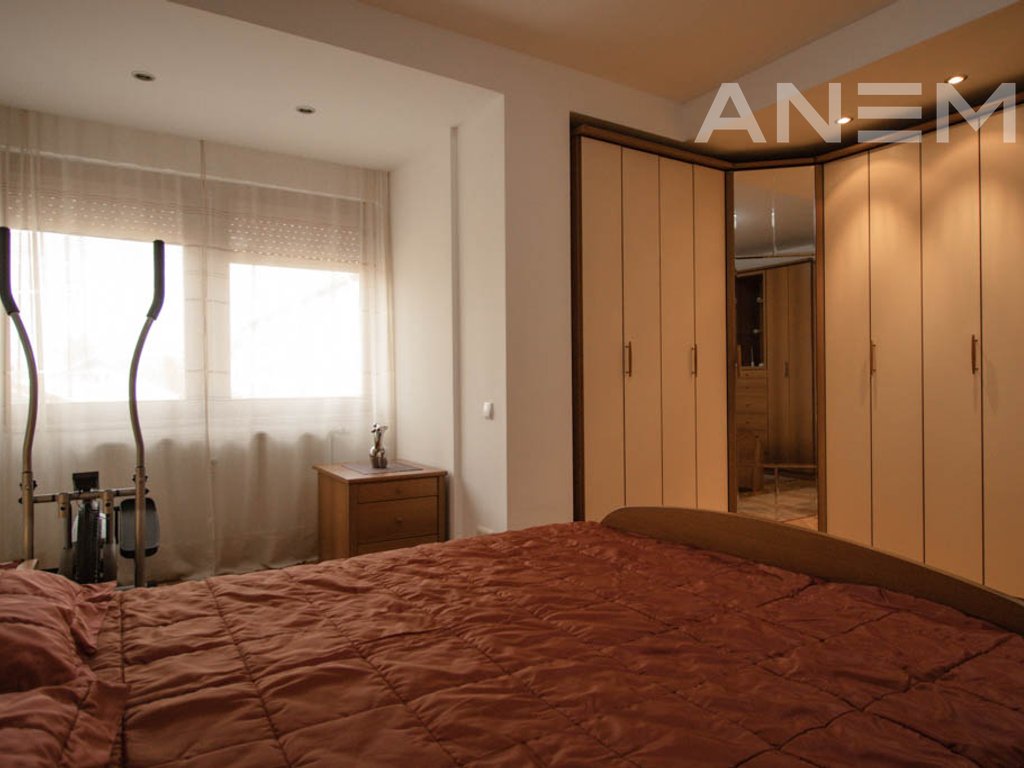 Banesë me qira me 2 dhoma gjumi në lagjen Dardania