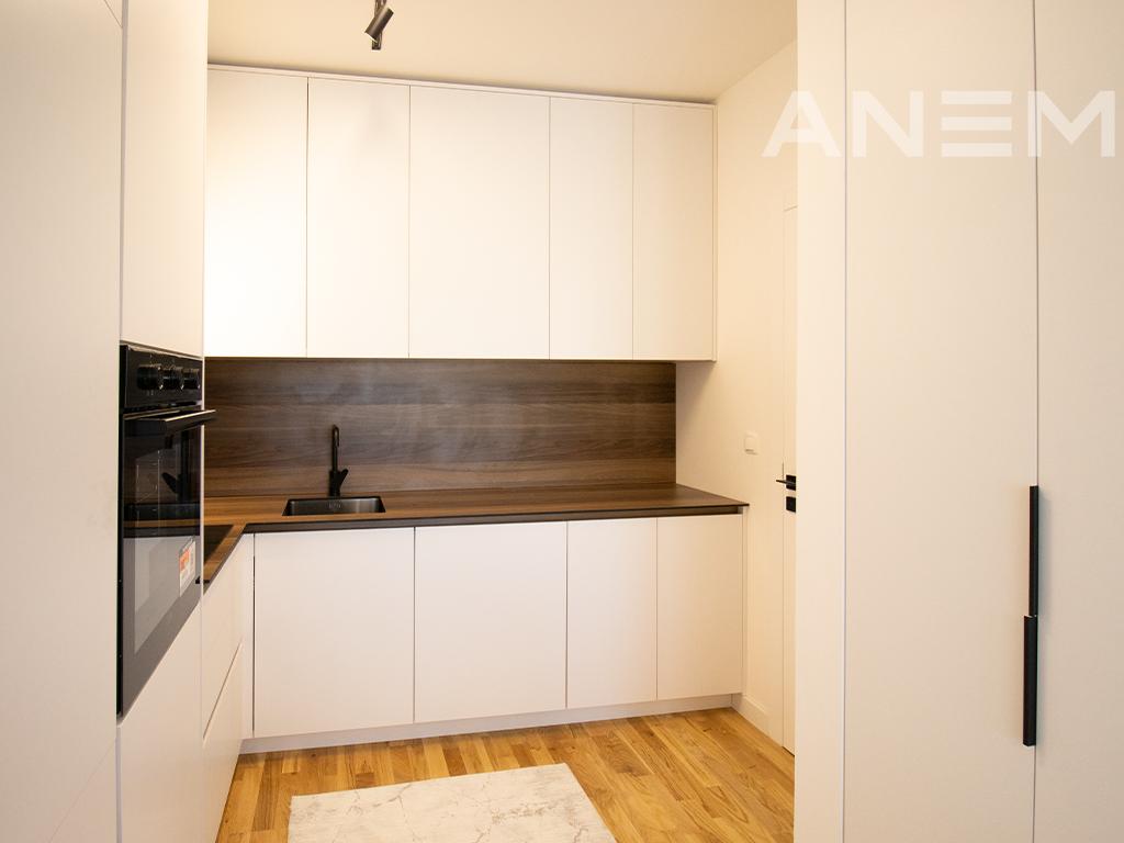 Apartment for rent with 2 bedrooms on B street