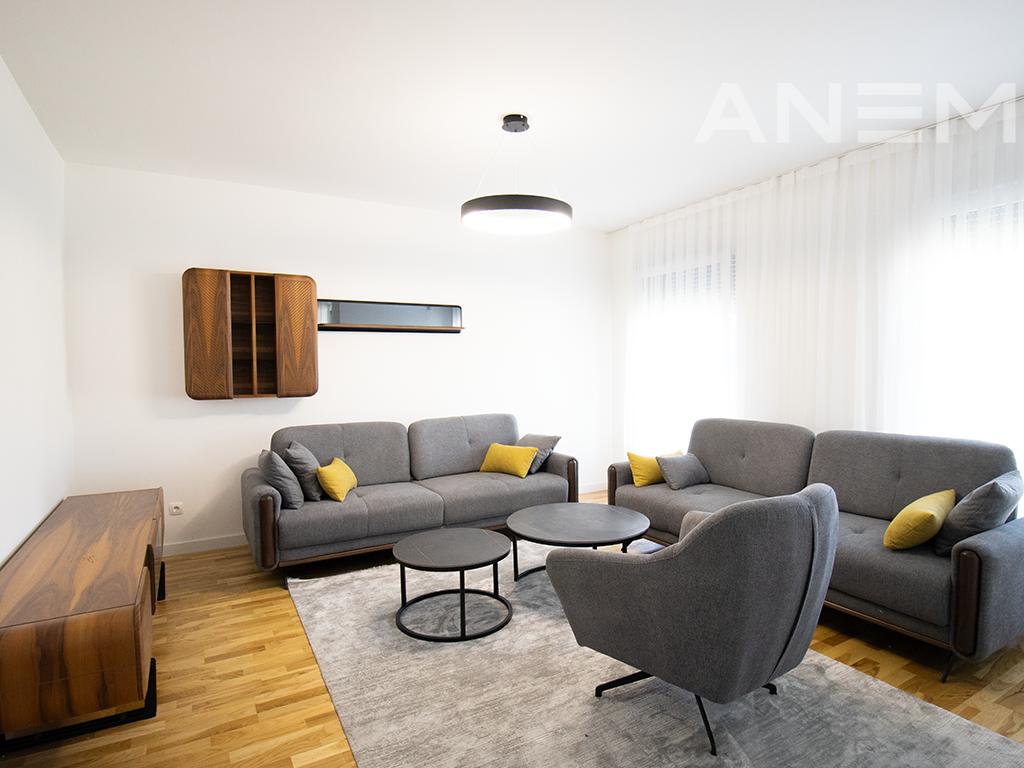 Apartment for rent with 2 bedrooms on B street