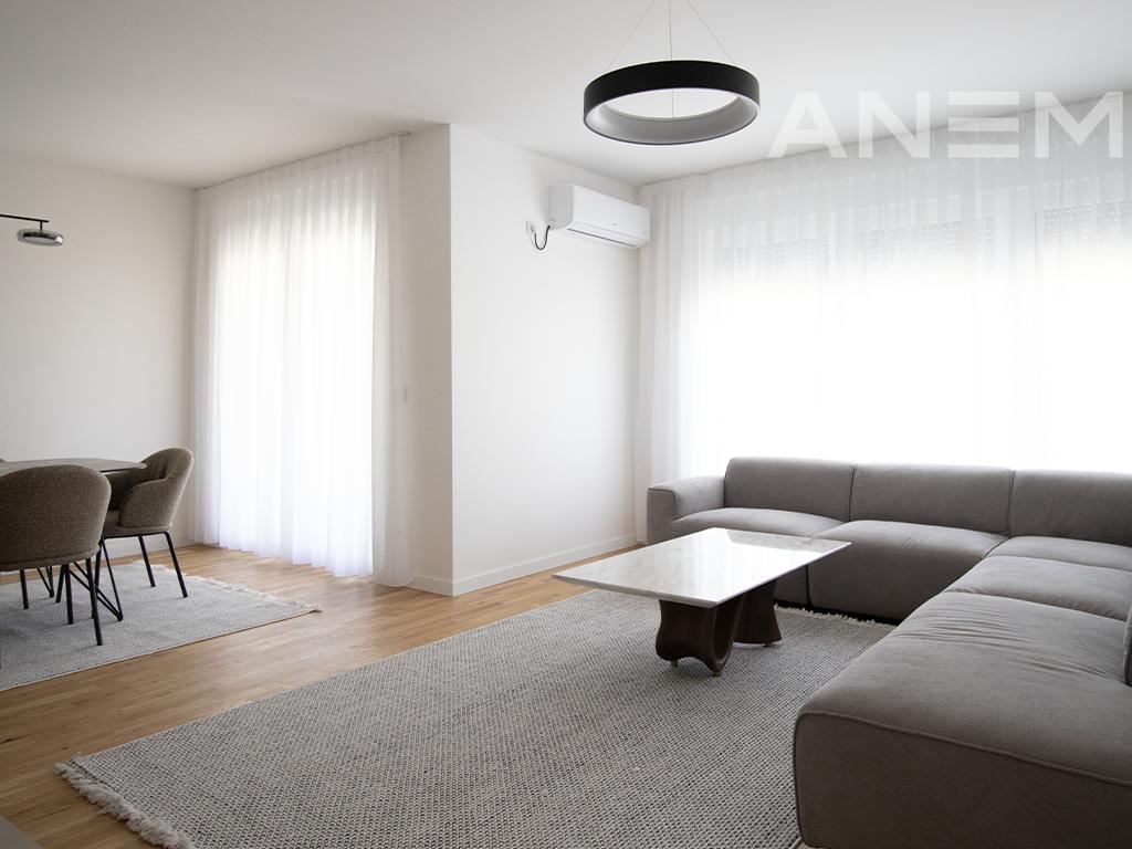 Apartment for rent with 2 bedrooms on B street