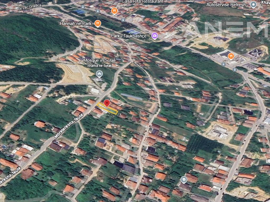 Tokë për shitje 3 ari në lagjen Sofalia