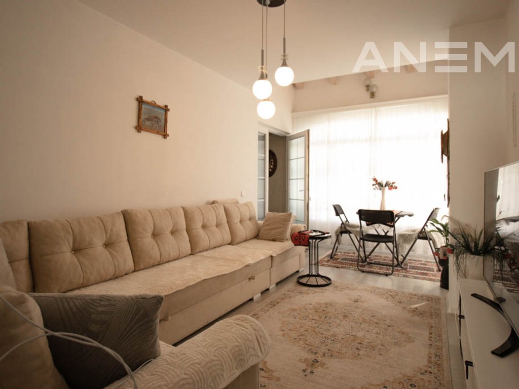 Shtëpi në shitje 667m² në lagjen Sofalia