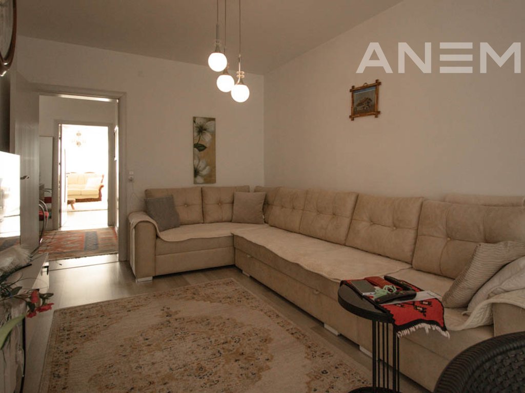 Shtëpi në shitje 667m² në lagjen Sofalia