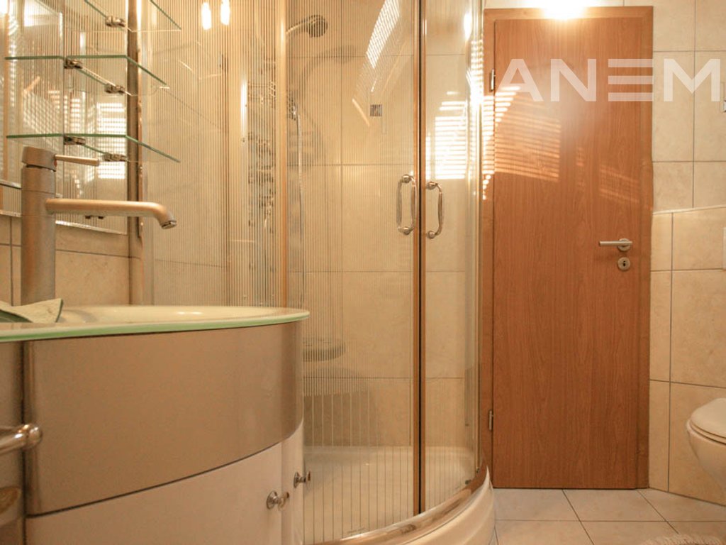 Shtëpi në shitje 667m² në lagjen Sofalia
