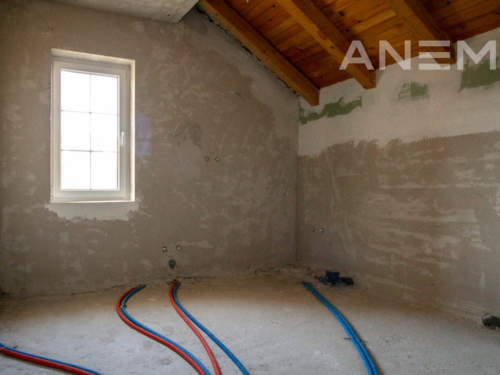 Shtëpi në shitje 667m² në lagjen Sofalia