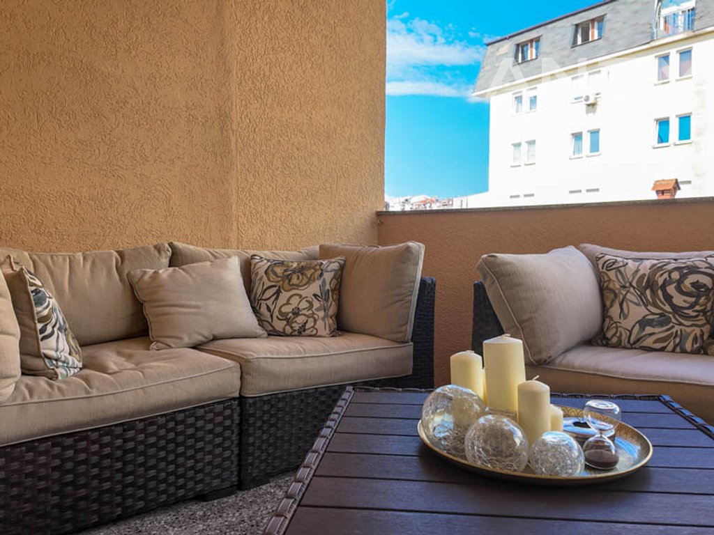 Apartment for sale 186m² in the Bregu i Diellit neighborhood