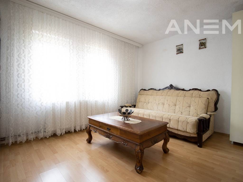 House for sale 250m² in the Vranjevc neighborhood