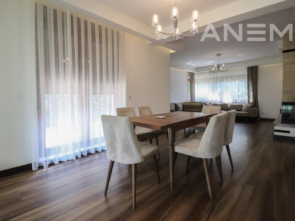 Shtëpi me qira 210m² në Marigona Residence