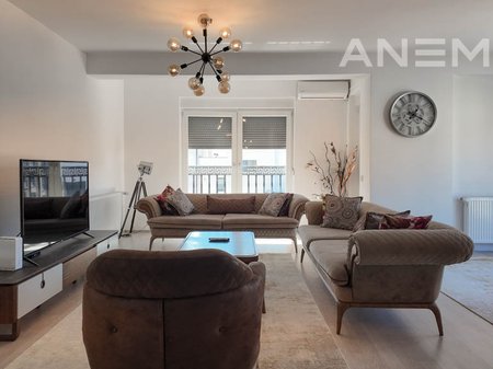 Penthouse for rent with 3 bedrooms in Mati 1