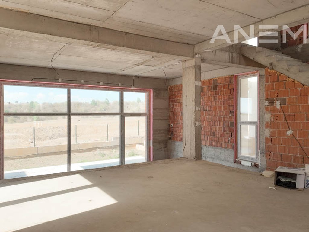 Shtëpi në shitje 404m2 në lagjen Marigona Hill