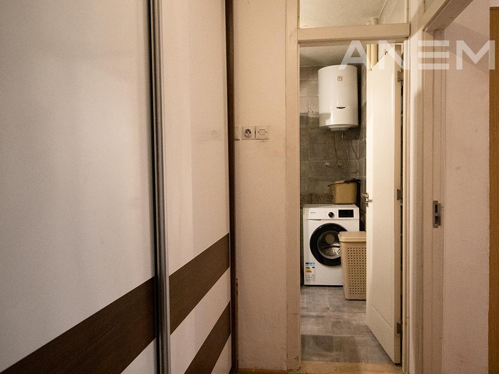 Banesë në shitje 43.66m² në Ulpianë