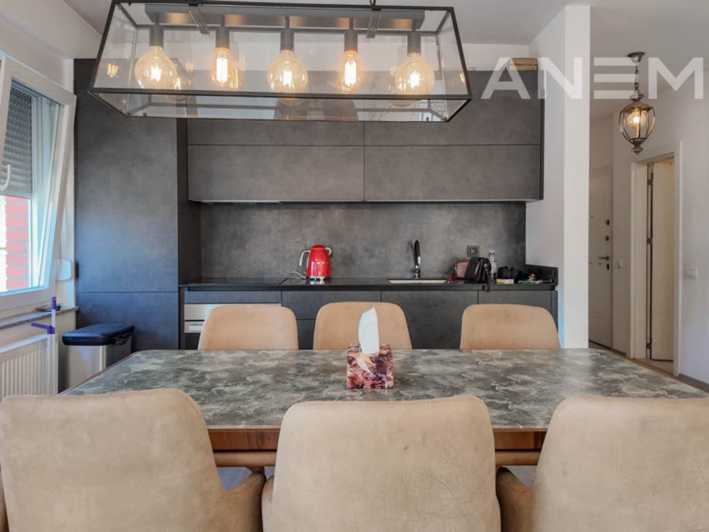 Penthouse for rent with 3 bedrooms in Mati 1
