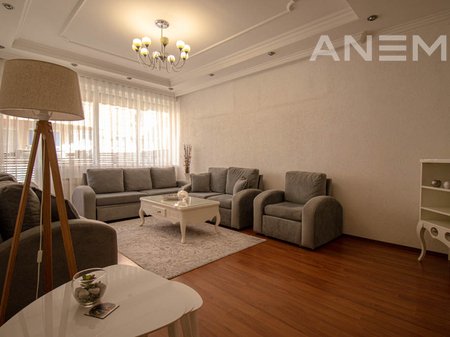 Banesë me qira me 3 dhoma gjumi në Arbëri