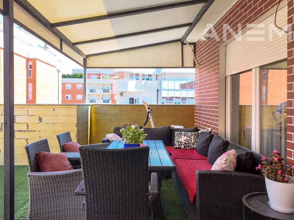 Penthouse for sale 147m² and 40m² terrace in Mati 1 neighborhood