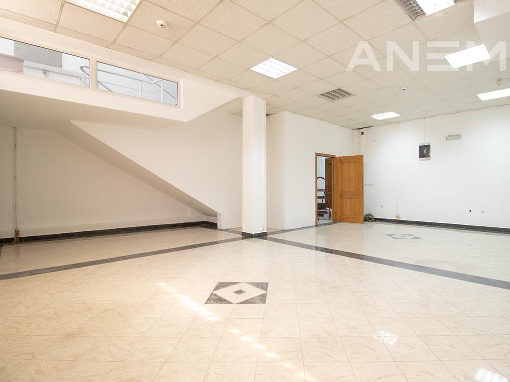 Shop for rent 430m² in Center