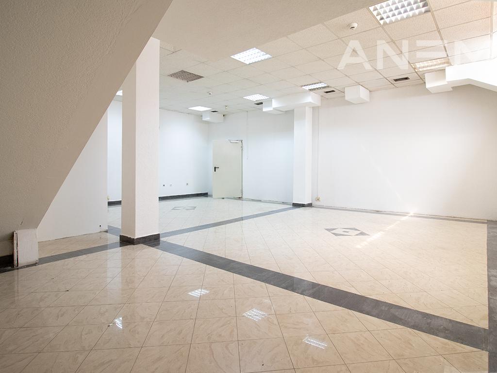 Shop for rent 430m² in Center
