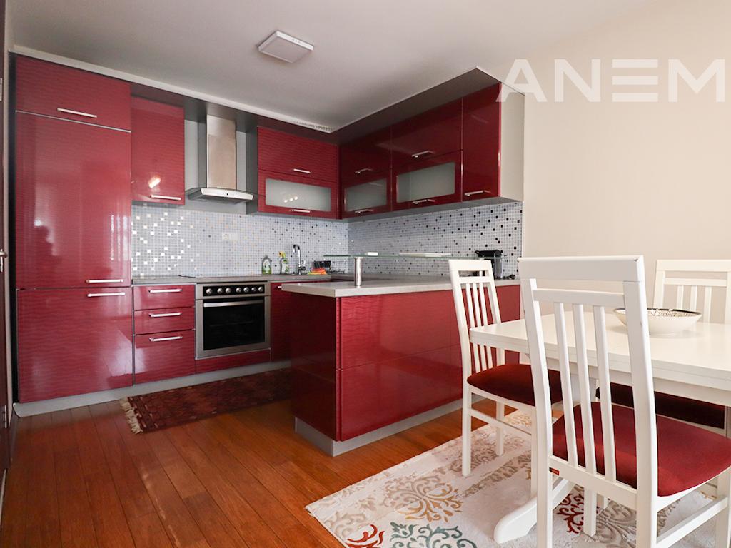 Banesë me qira me 2 dhoma gjumi në Bregun e Diellit