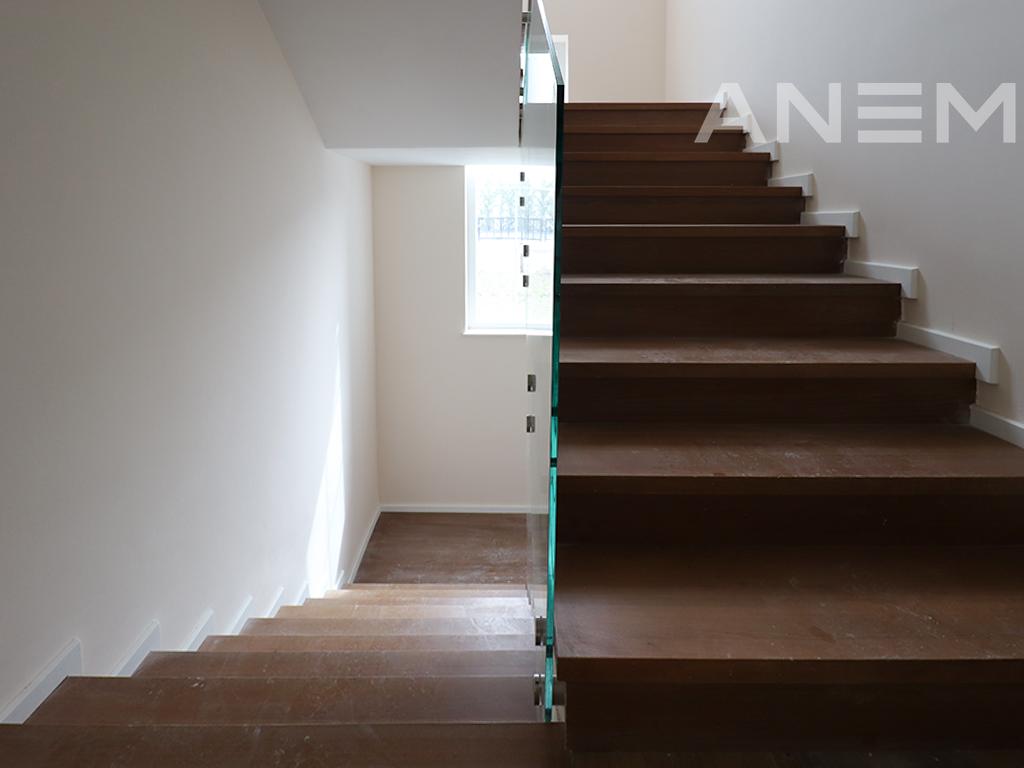 Shtëpi në shitje 326m² në lagjen Avenue 23