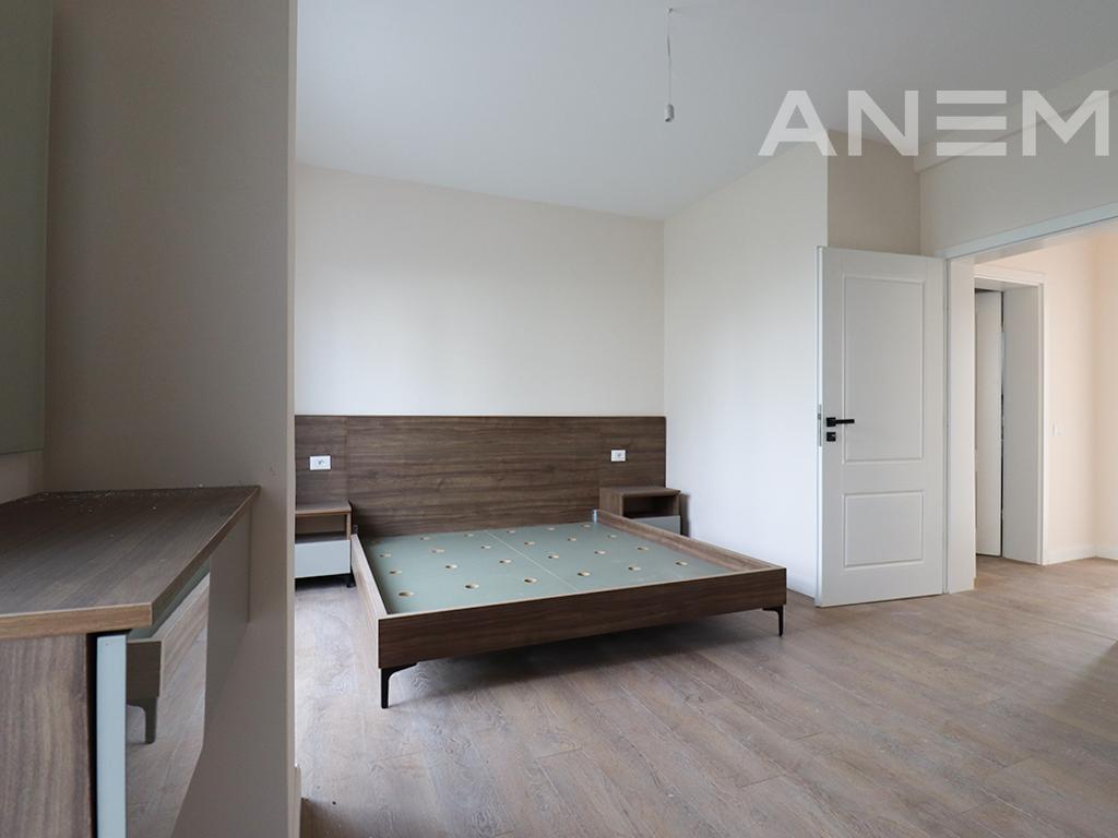 Shtëpi në shitje 326m² në lagjen Avenue 23