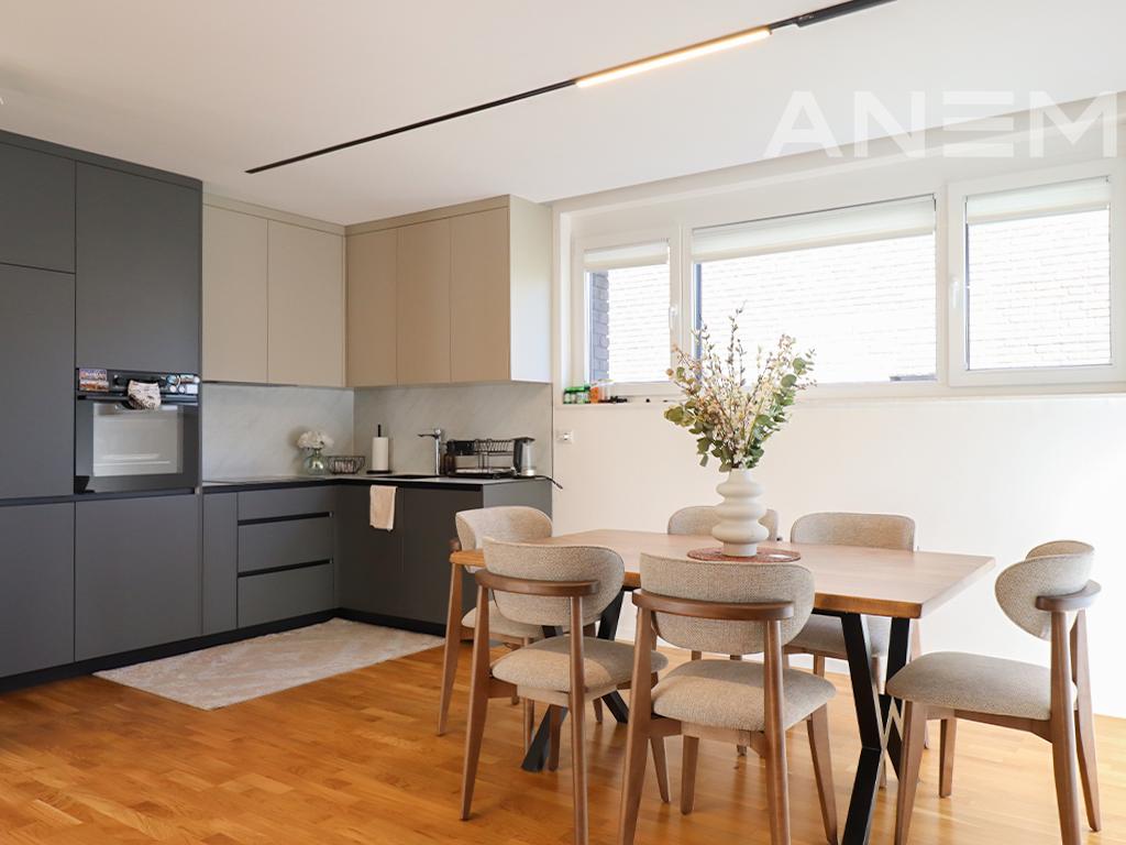 Shtëpi me qira me 3 dhoma gjumi në lagjen Priam