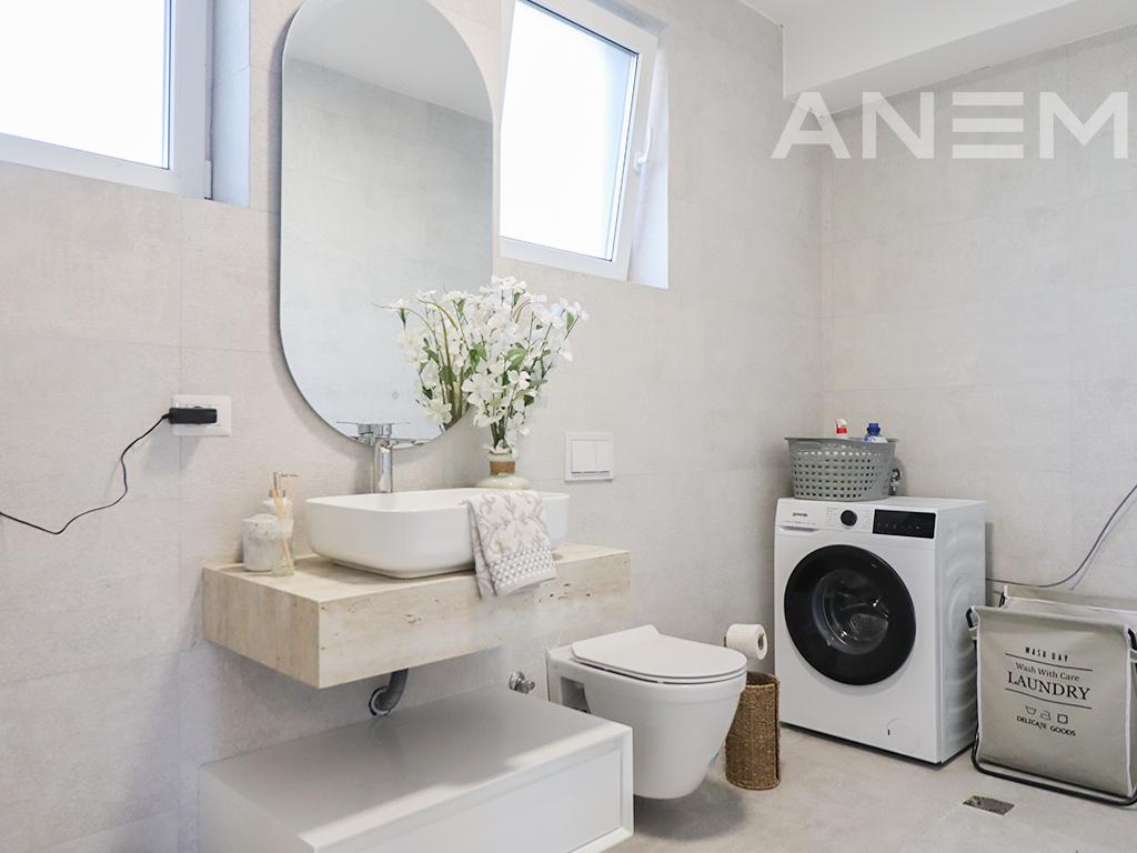 Shtëpi me qira me 3 dhoma gjumi në lagjen Priam