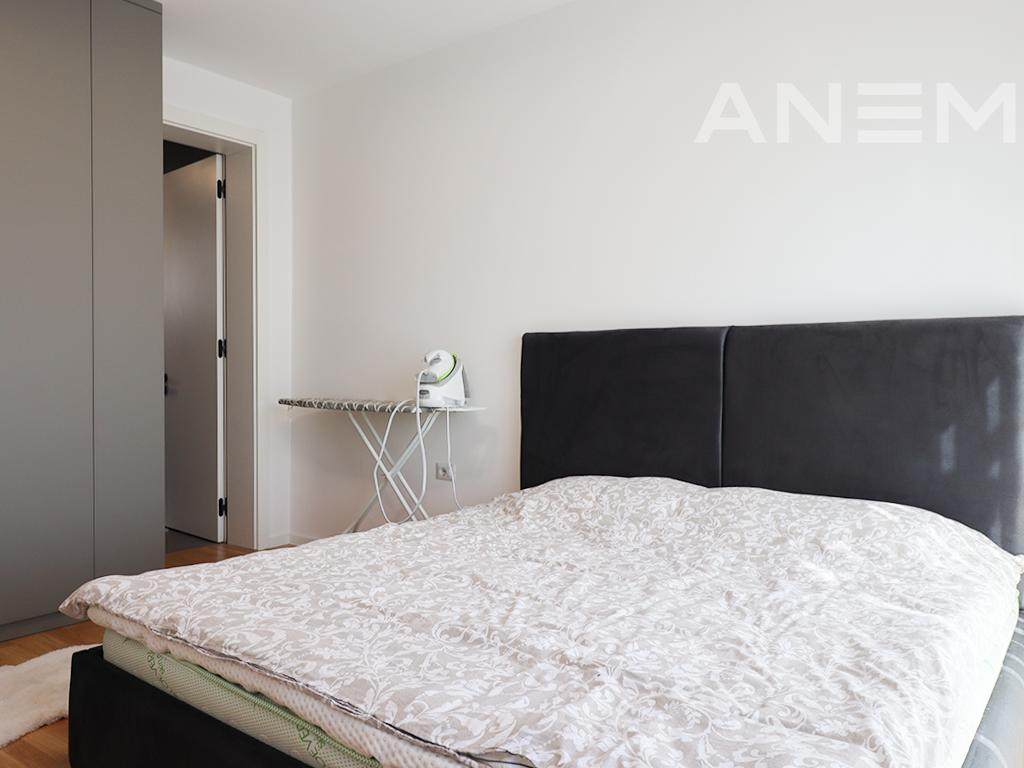 Shtëpi me qira me 3 dhoma gjumi në lagjen Priam