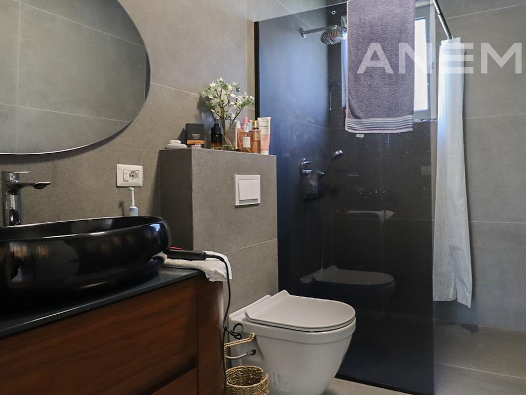 Shtëpi me qira me 3 dhoma gjumi në lagjen Priam