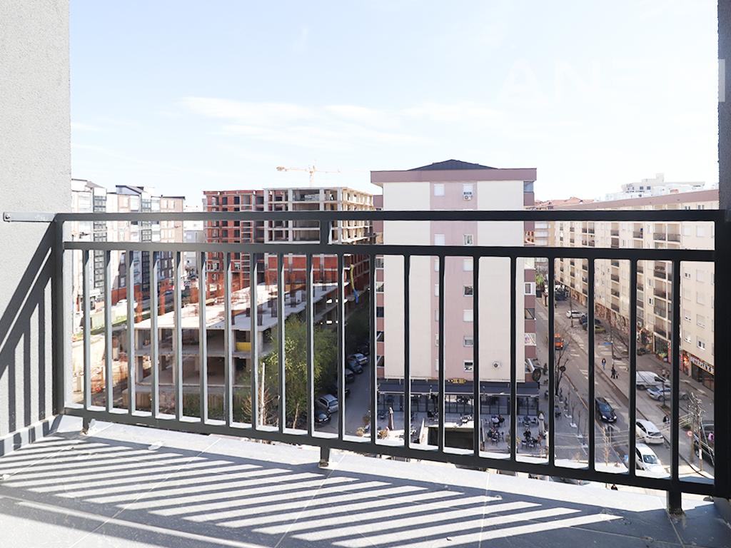 Banesë me qira me 2 dhoma gjumi në Fushë Kosovë