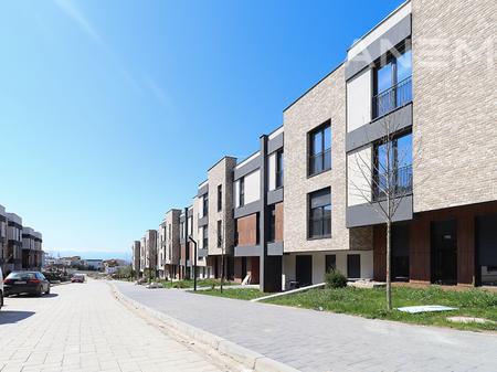 Banesë me qira me 3 dhoma gjumi në Veternik