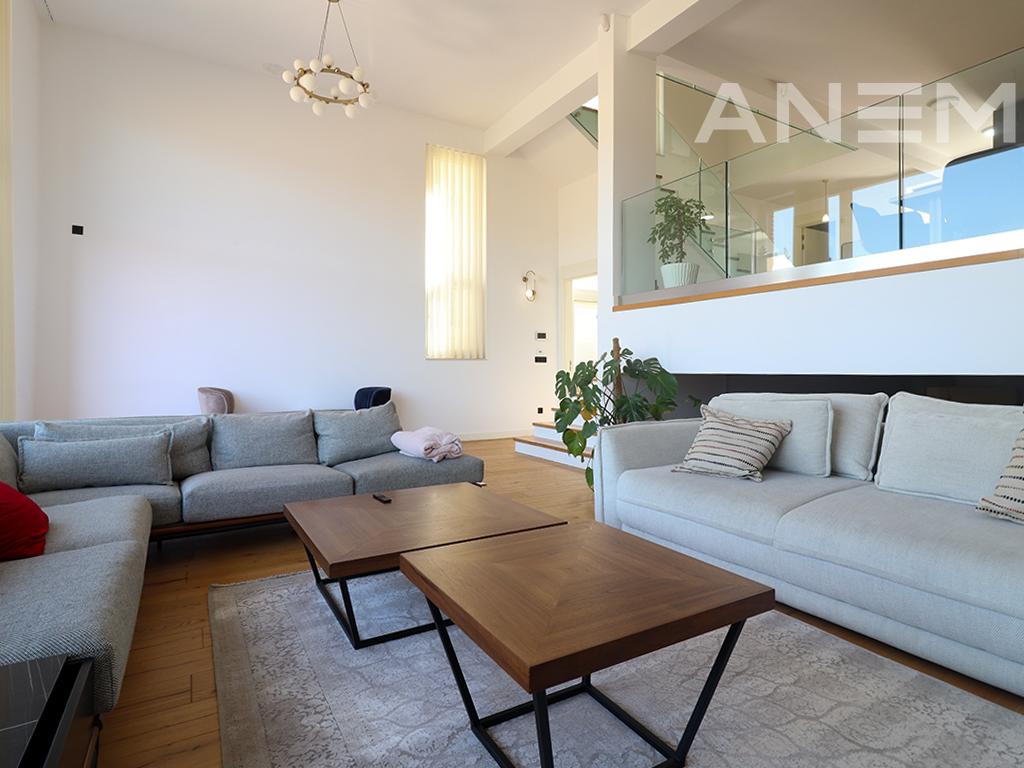 Shtëpi me qira me 5 dhoma gjumi në Marigona Hill