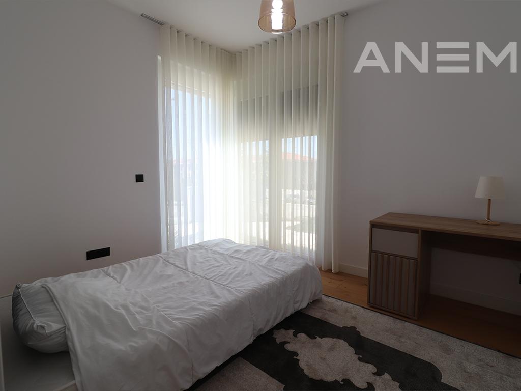 Shtëpi me qira me 5 dhoma gjumi në Marigona Hill