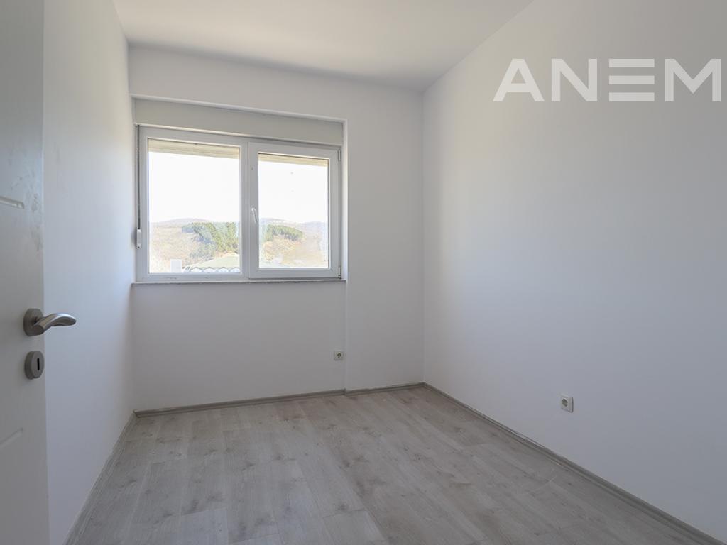 Banesë në shitje 198.1m² në Matiqan
